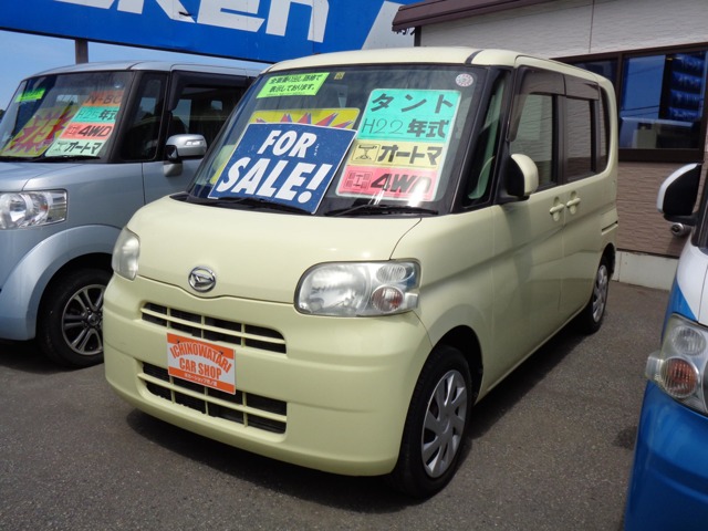 2010 Daihatsu Tanto