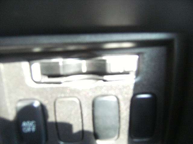 2010 Mitsubishi Delica D:5 – thumbnail 3