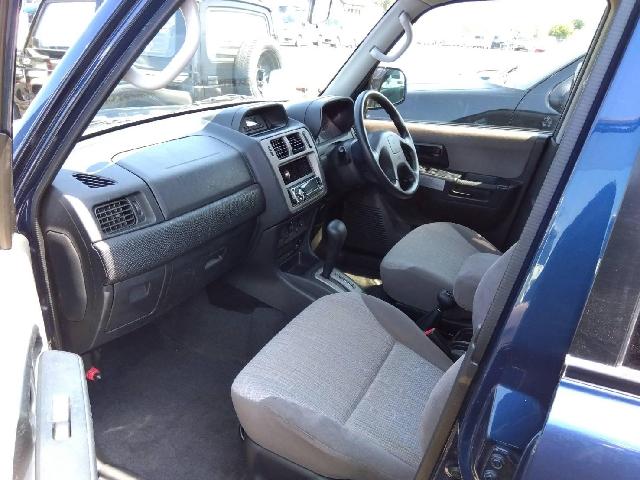 2003 Mitsubishi Pajero iO – thumbnail 3