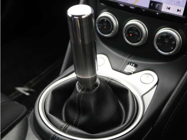 2008 Nissan Fairlady Z – thumbnail 4