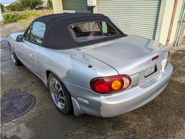 1998 Mazda Roadster – thumbnail 4