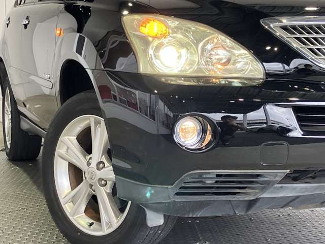 2010 Toyota Harrier Hybrid – thumbnail 4