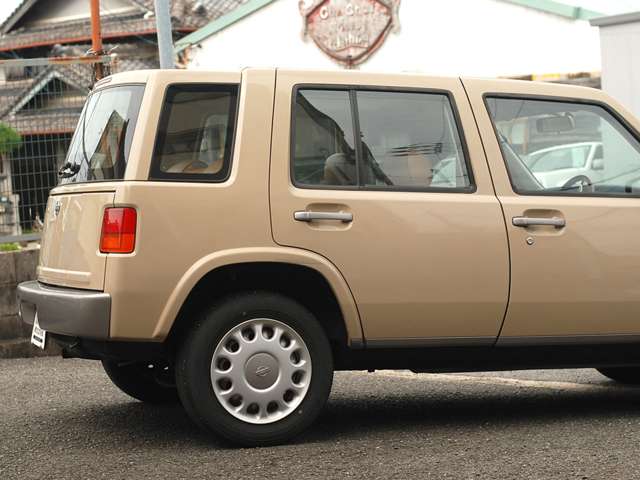 1996 Nissan Rasheen – thumbnail 2