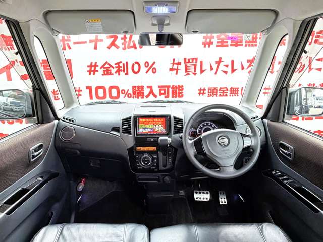 2011 Nissan Roox – thumbnail 2