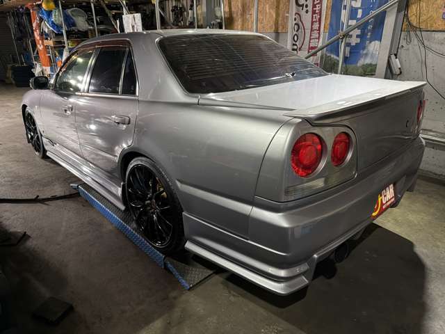 1999 Nissan Skyline – thumbnail 3