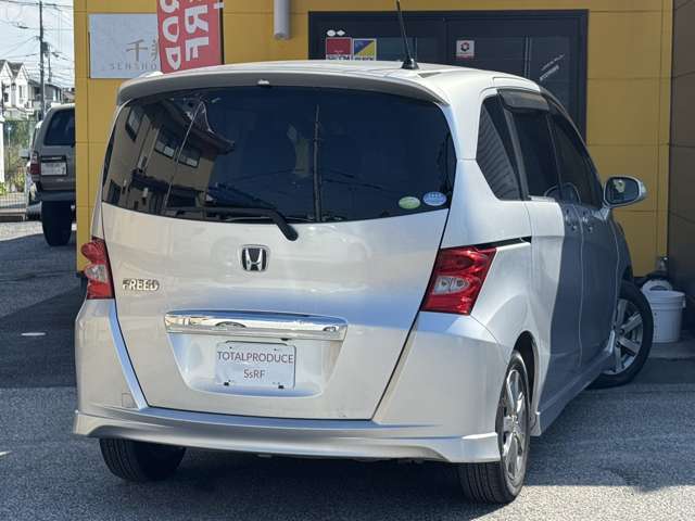 2009 Honda Freed – thumbnail 2