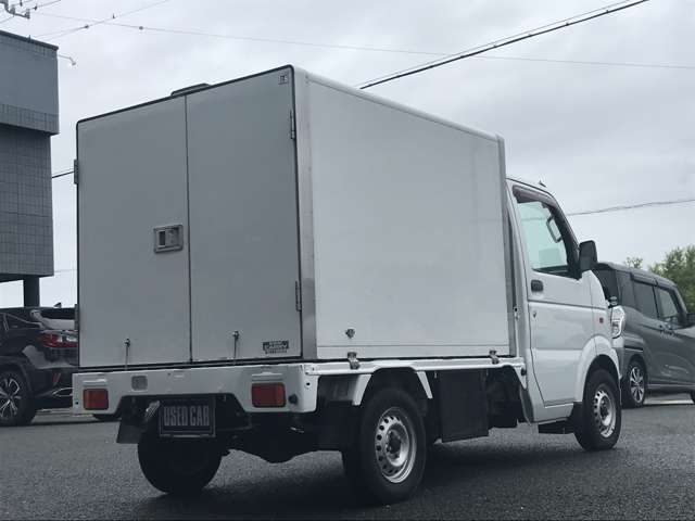 2011 Suzuki Carry – thumbnail 4