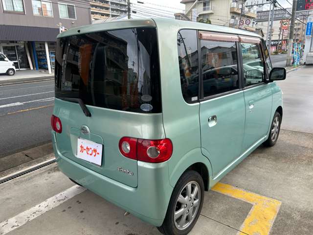 2005 Daihatsu Tanto – thumbnail 4