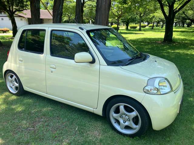 2011 Daihatsu Esse – thumbnail 3