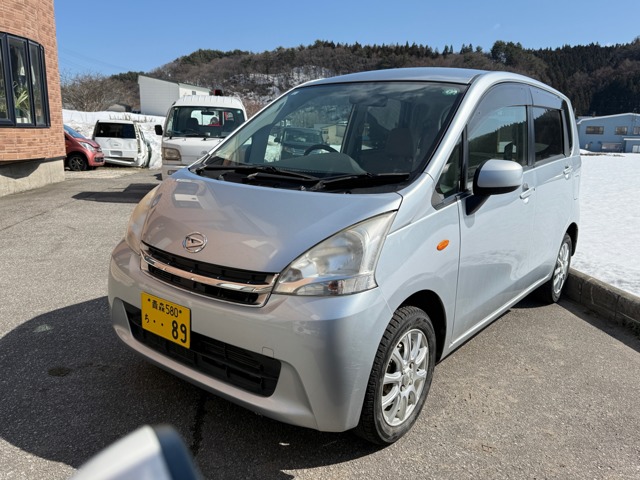 2011 Daihatsu Move – thumbnail 2