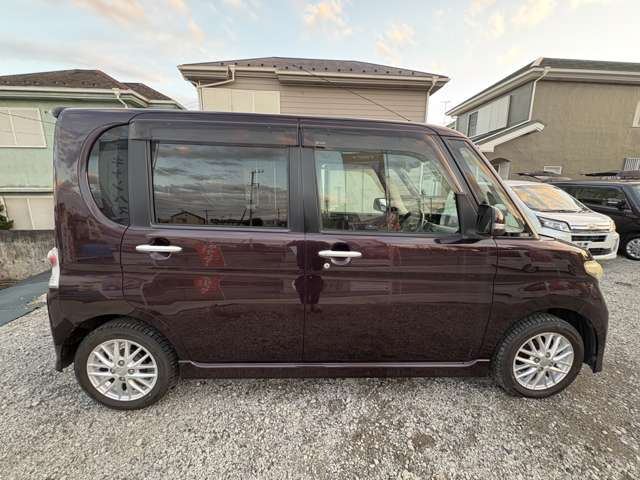 2009 Daihatsu Tanto – thumbnail 4