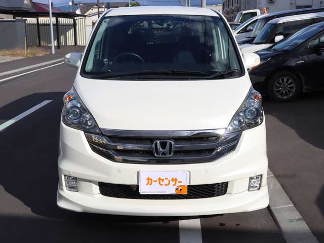 2008 Honda Stepwgn – thumbnail 2