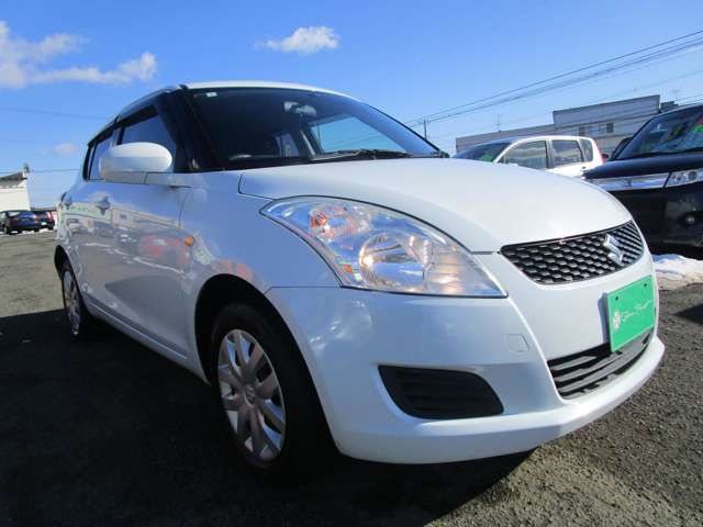 2011 Suzuki Swift – thumbnail 3