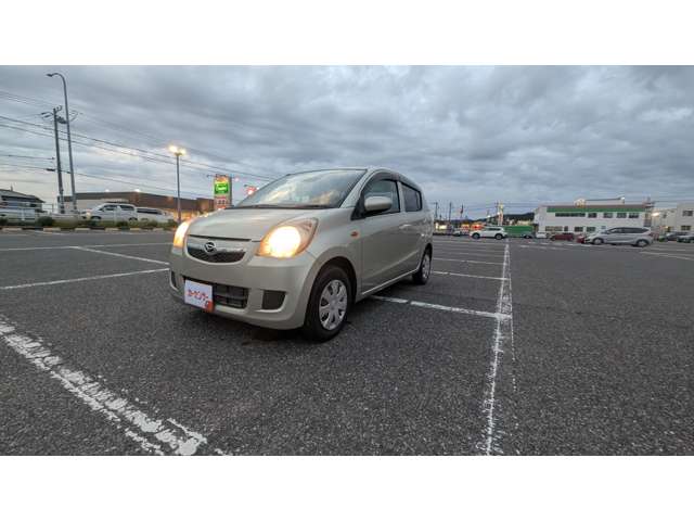 2009 Daihatsu Mira – thumbnail 3