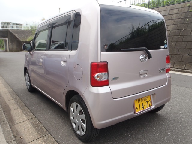 2011 Daihatsu Move Conte – thumbnail 3