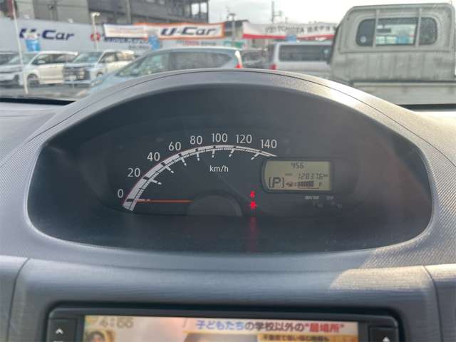 2011 Daihatsu Move – thumbnail 3
