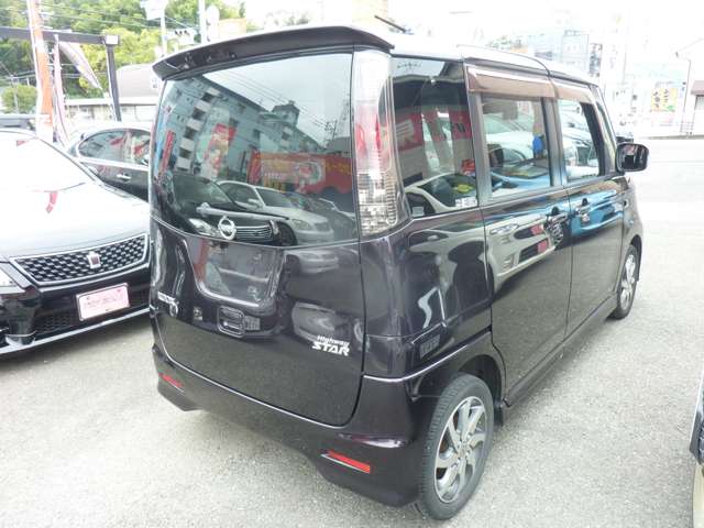 2010 Nissan Roox – thumbnail 4
