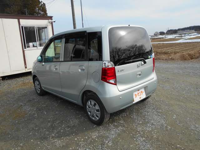 2011 Honda Life – thumbnail 4