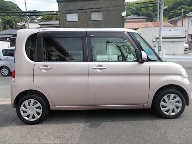 2011 Daihatsu Tanto – thumbnail 4