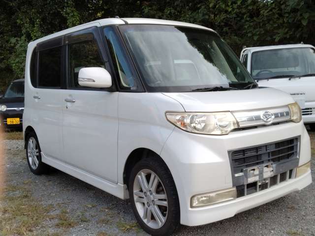 2009 Daihatsu Tanto – thumbnail 3
