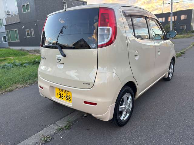 2006 Nissan Moco – thumbnail 3