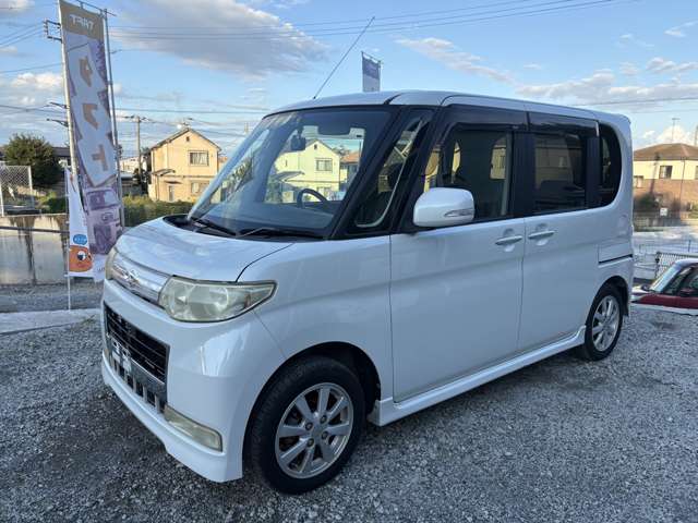 2009 Daihatsu Tanto – thumbnail 3