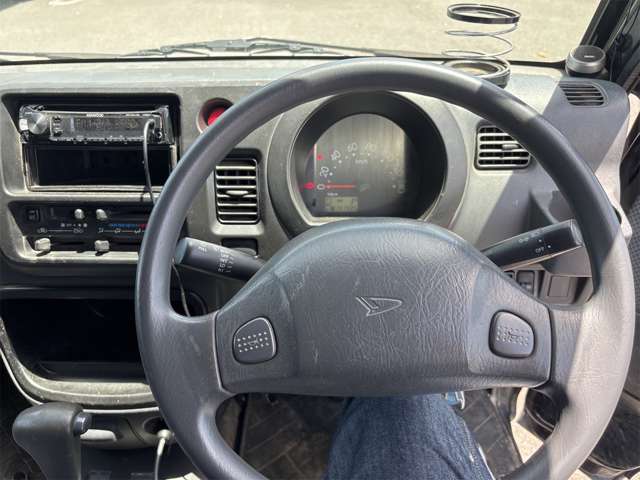2011 Daihatsu Hijet Truck – thumbnail 3