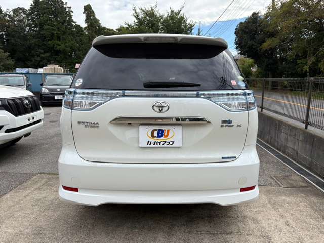 2009 Toyota Estima Hybrid – thumbnail 4