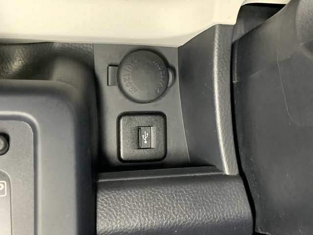 2011 Nissan Moco – thumbnail 4