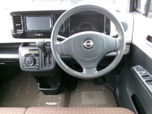 2011 Nissan Moco – thumbnail 2