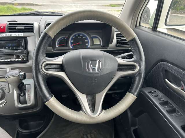 2011 Honda Zest – thumbnail 4