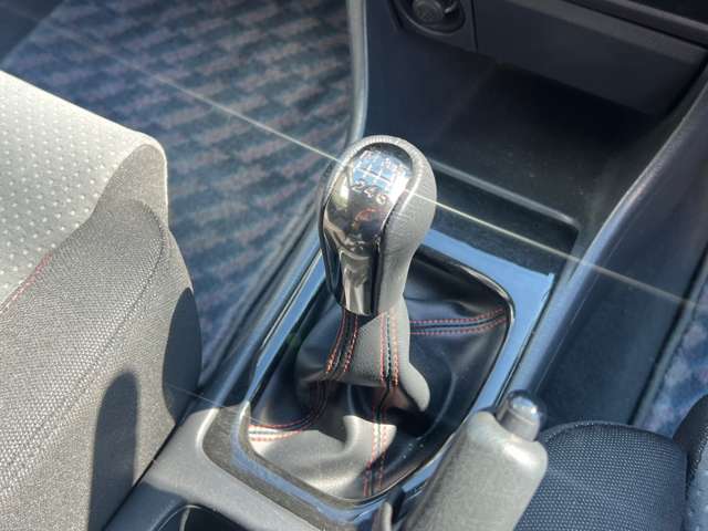 1996 Toyota Carina – thumbnail 3
