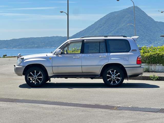 2000 Toyota Land Cruiser 100 – thumbnail 3