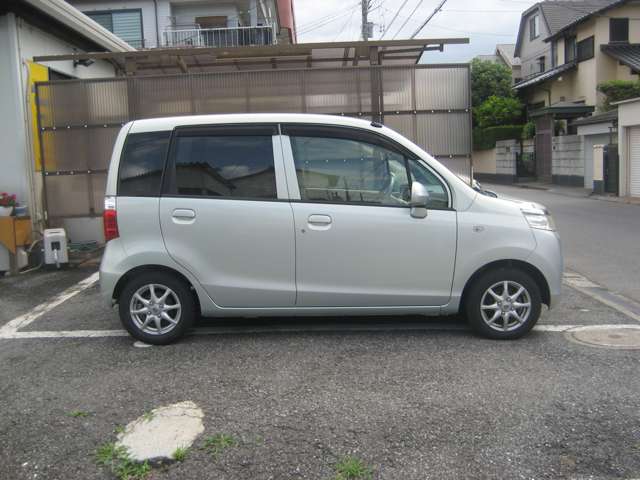 2011 Honda Life – thumbnail 3