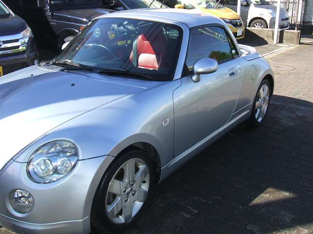 2004 Daihatsu Copen – thumbnail 4