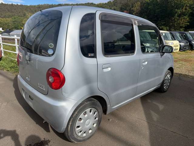 2005 Daihatsu Move Latte – thumbnail 4