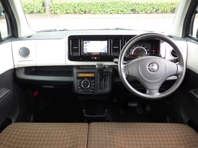 2011 Nissan Moco – thumbnail 2