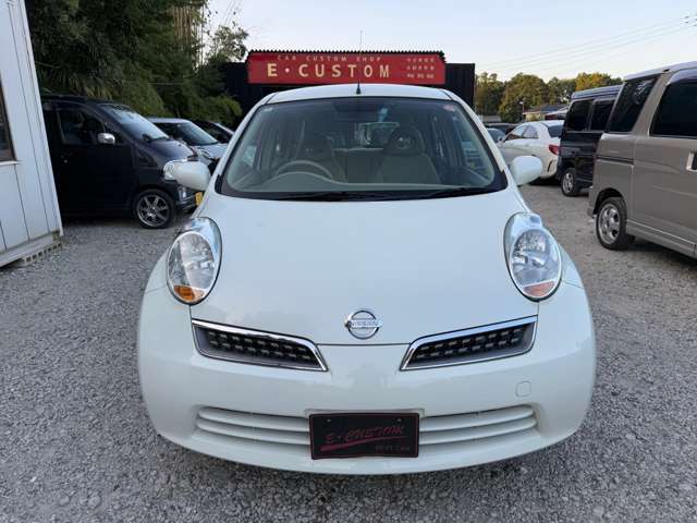 2010 Nissan March – thumbnail 2
