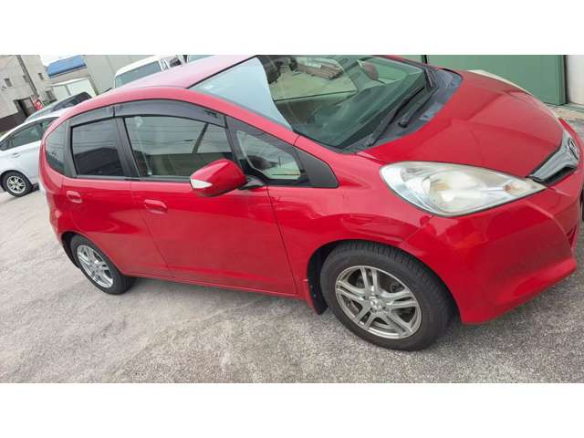 2011 Honda Fit Hybrid – thumbnail 3