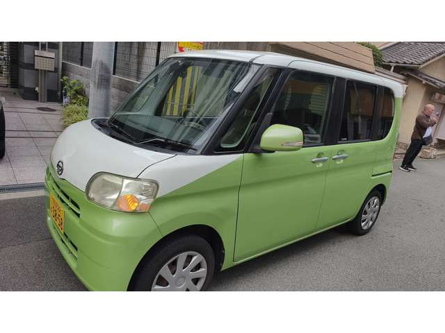 2011 Daihatsu Tanto – thumbnail 2