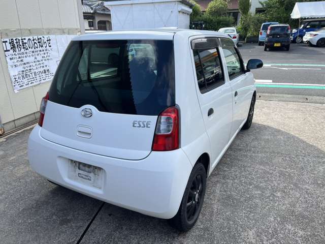2009 Daihatsu Esse – thumbnail 2