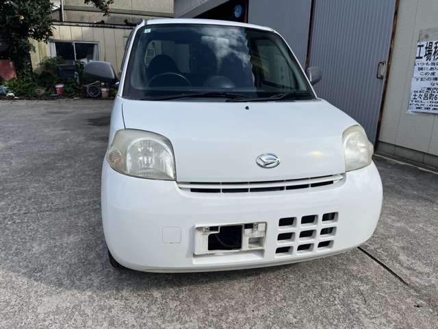 2009 Daihatsu Esse – thumbnail 4