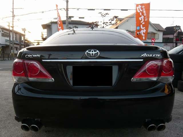 2011 Toyota Crown Athlete – thumbnail 4