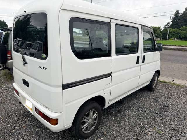 2011 Honda Acty Van – thumbnail 2