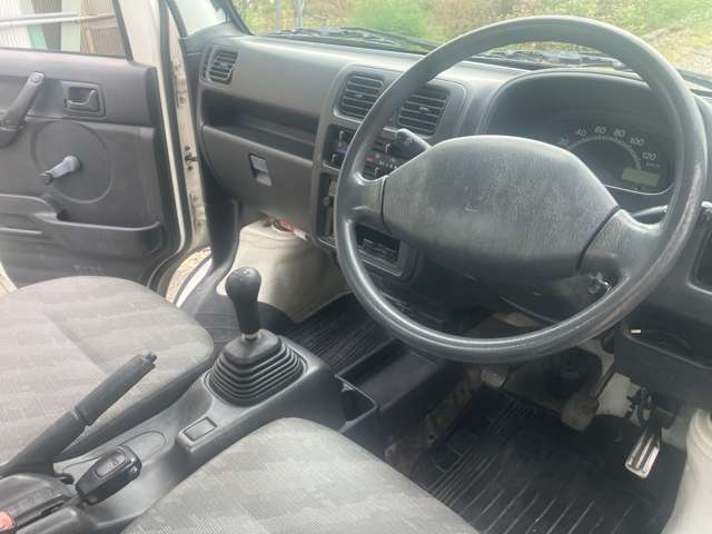 2002 Suzuki Carry – thumbnail 4