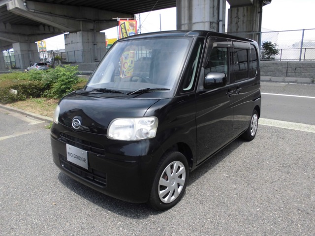 2011 Daihatsu Tanto