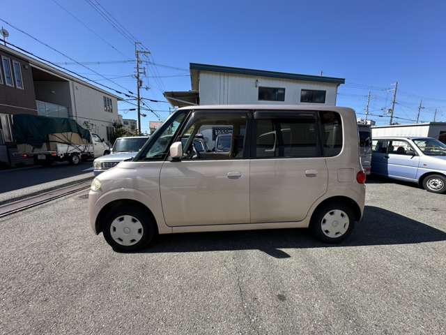 2007 Daihatsu Tanto – thumbnail 3