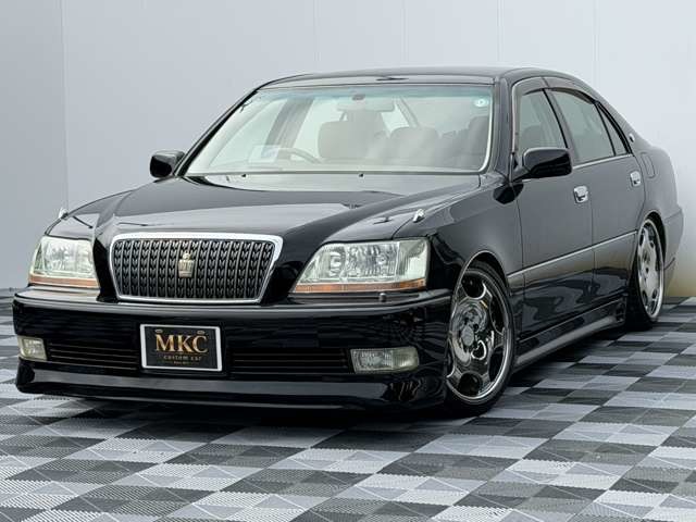 2001 Toyota Crown Majesta