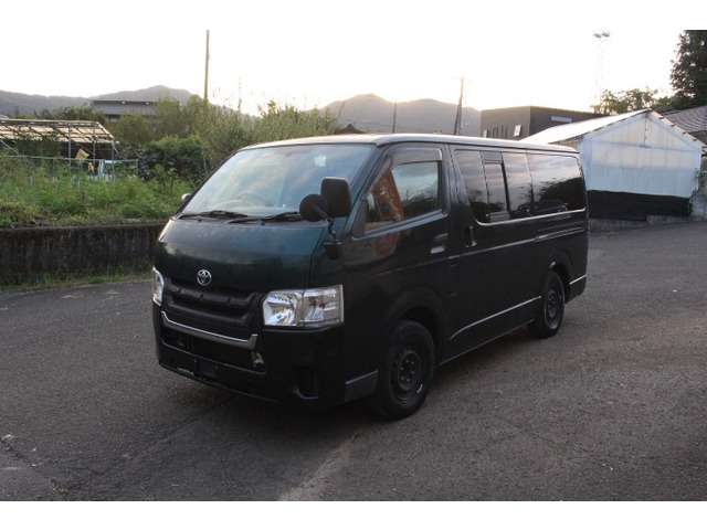 2007 Toyota Hiace – thumbnail 3