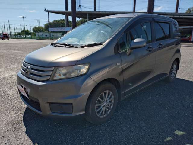 2011 Honda Freed Spike – thumbnail 2